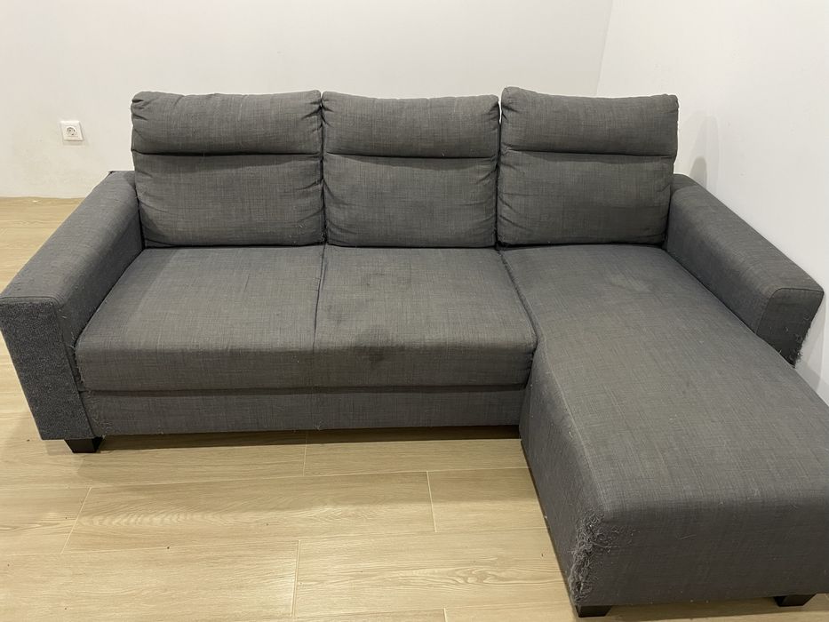 Sofá com chaise longue