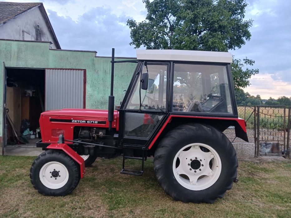 Traktor rolniczy Zetor 6718