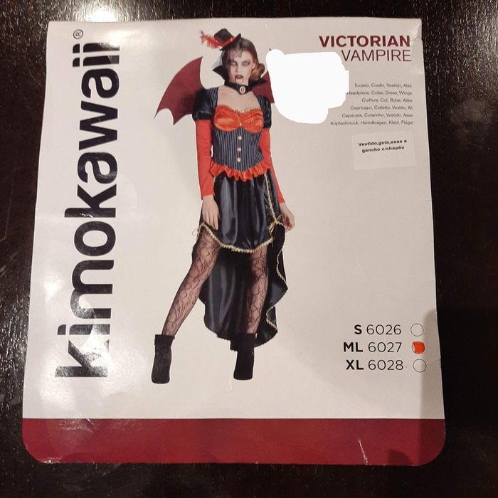 Fato e Disfarce Vampira