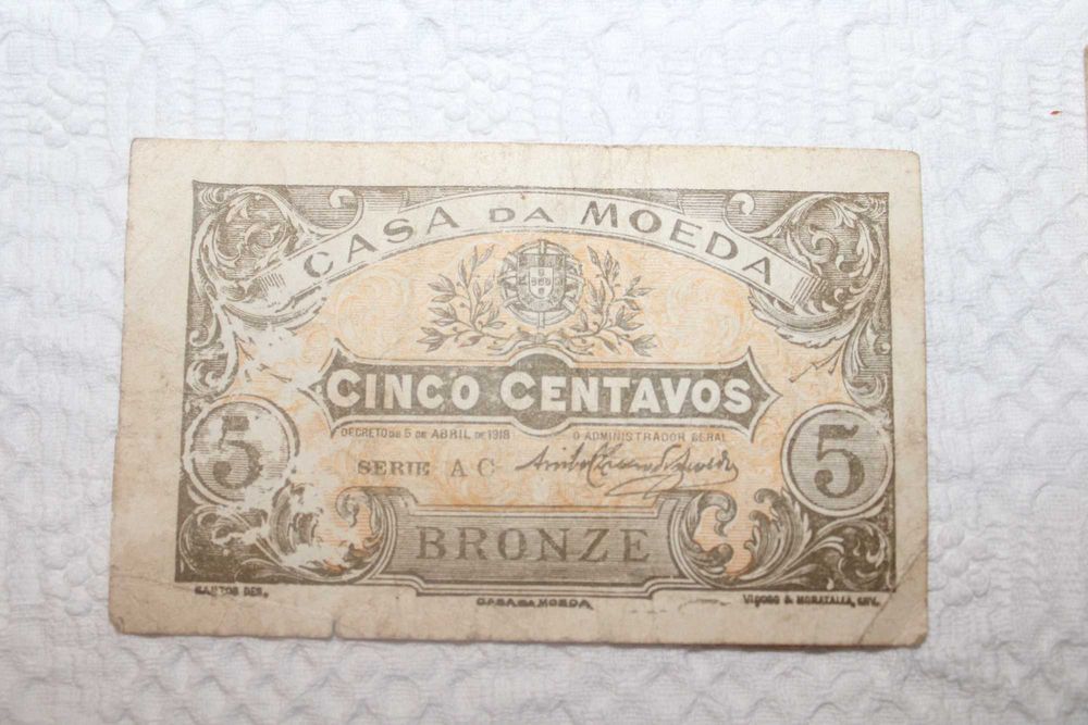 Conjunto de 4 notas de 5 -5- 10 e 50 cêntimos do escudo de 1917 e 1918