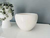 Osłonka doniczka biała ceramiczna wys. 14 cm