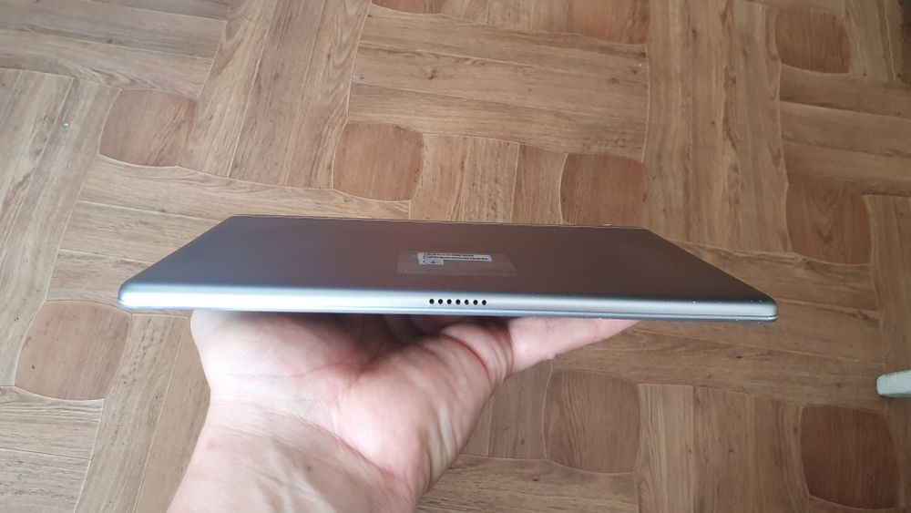 Планшет HUAWEI MediaPad T3 10" WiFi 16GB 2GB RAM Space Gray