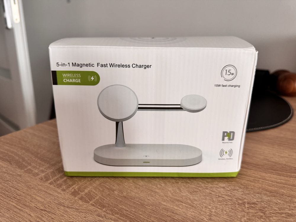 Ładowarka indukcyjna / magnetyczna / 5-in-1