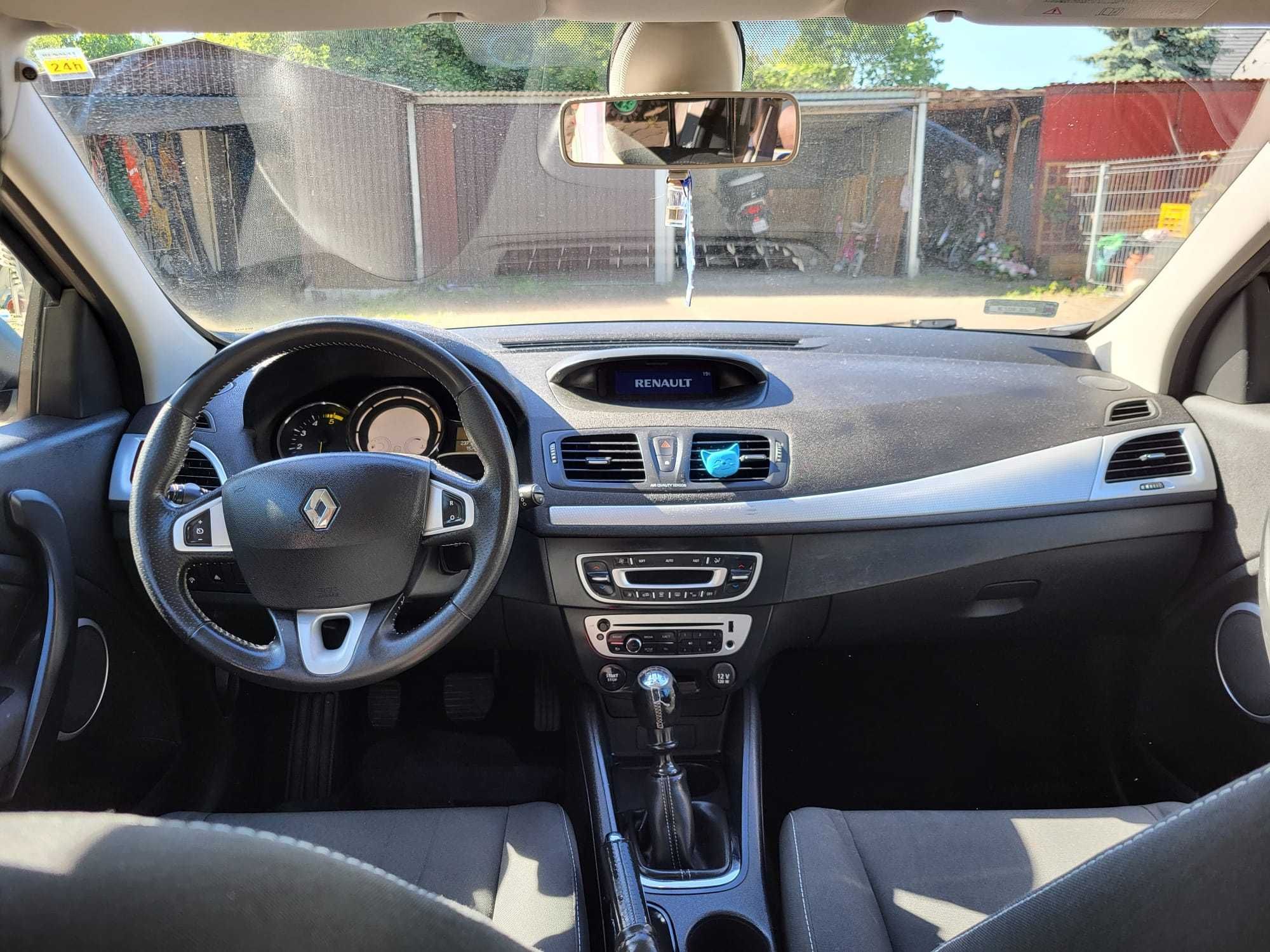 Renault Megane III 2012 kombi 1,5dCi 110KM