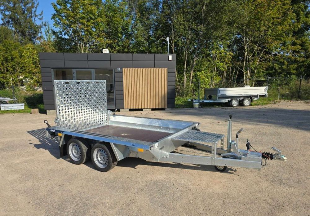 Martz Martz Bau 3 Minikoparka 2700 kg 260 x 150 cm  Martz Bau 3 Minikoparka 2700 kg 260 x 150 cm