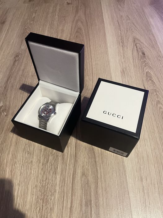 Наручные часы Gucci
