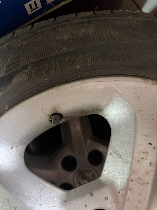 Диски з резиною.