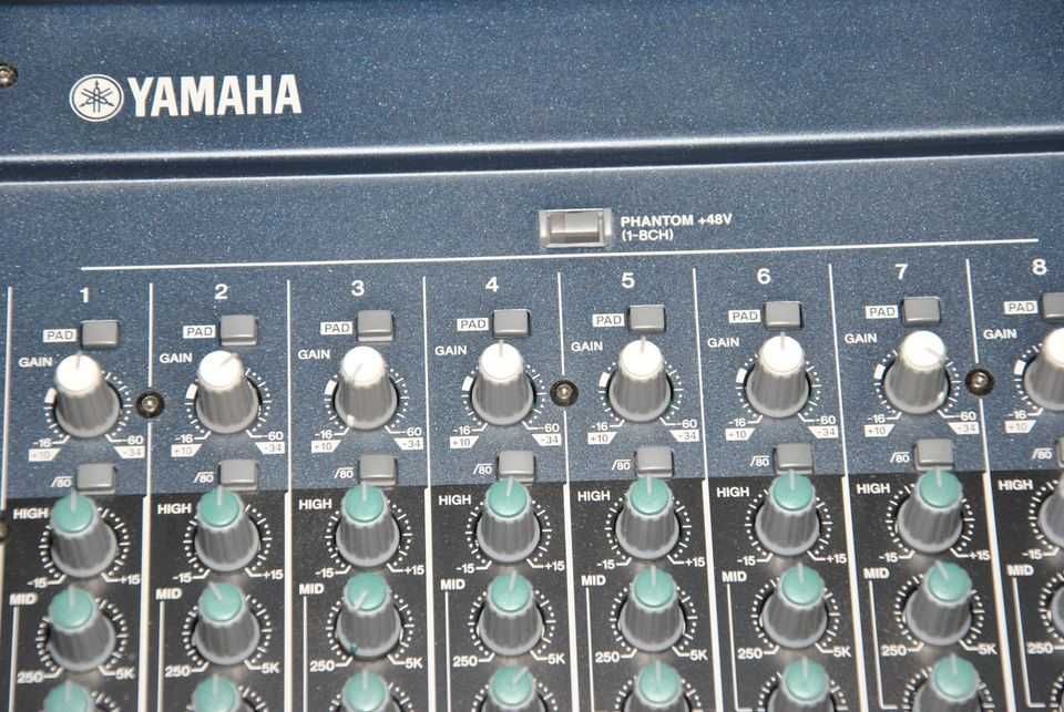 Подам микшер Yamaha mg24/14fx