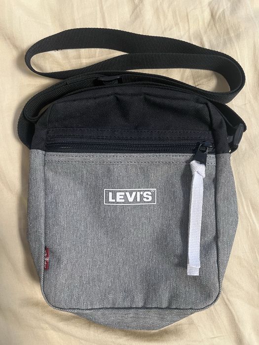 Чоловіча сумка Levis