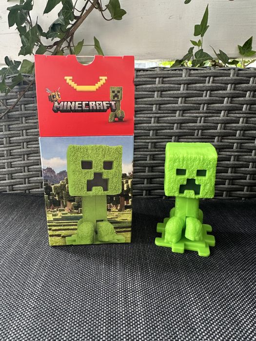 Minecraft movie creeper figurka mc donalds