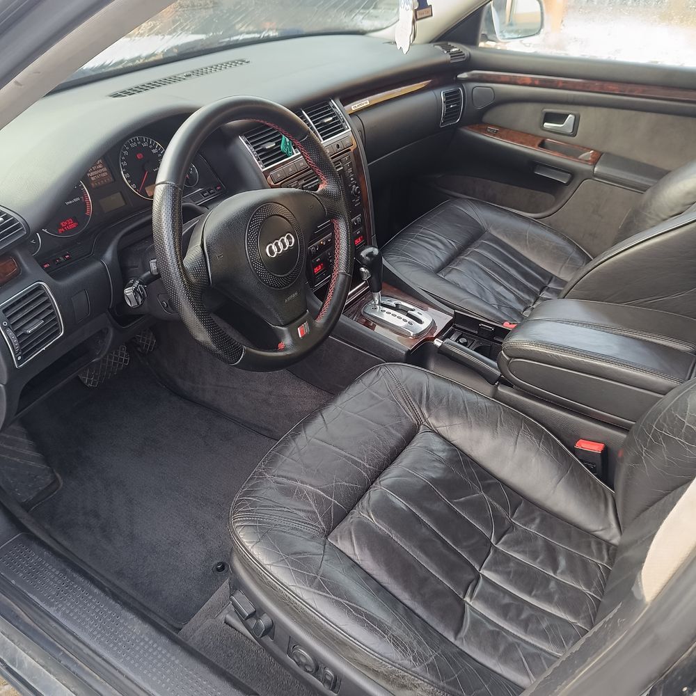 Audi A8 D2 4.2 310km