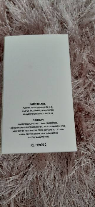 Perfumy srebrny robot