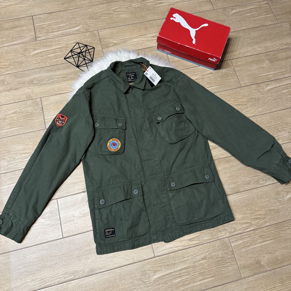 нова чоловіча мілітарі куртка хакі superdry L оригінал