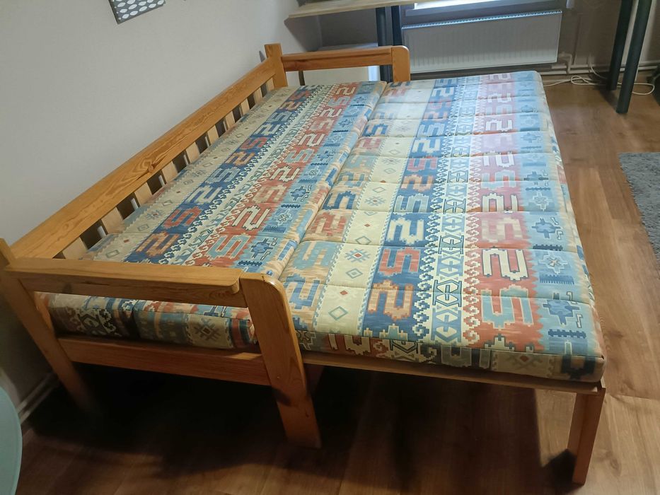 Łóżko sosnowe rozkladane