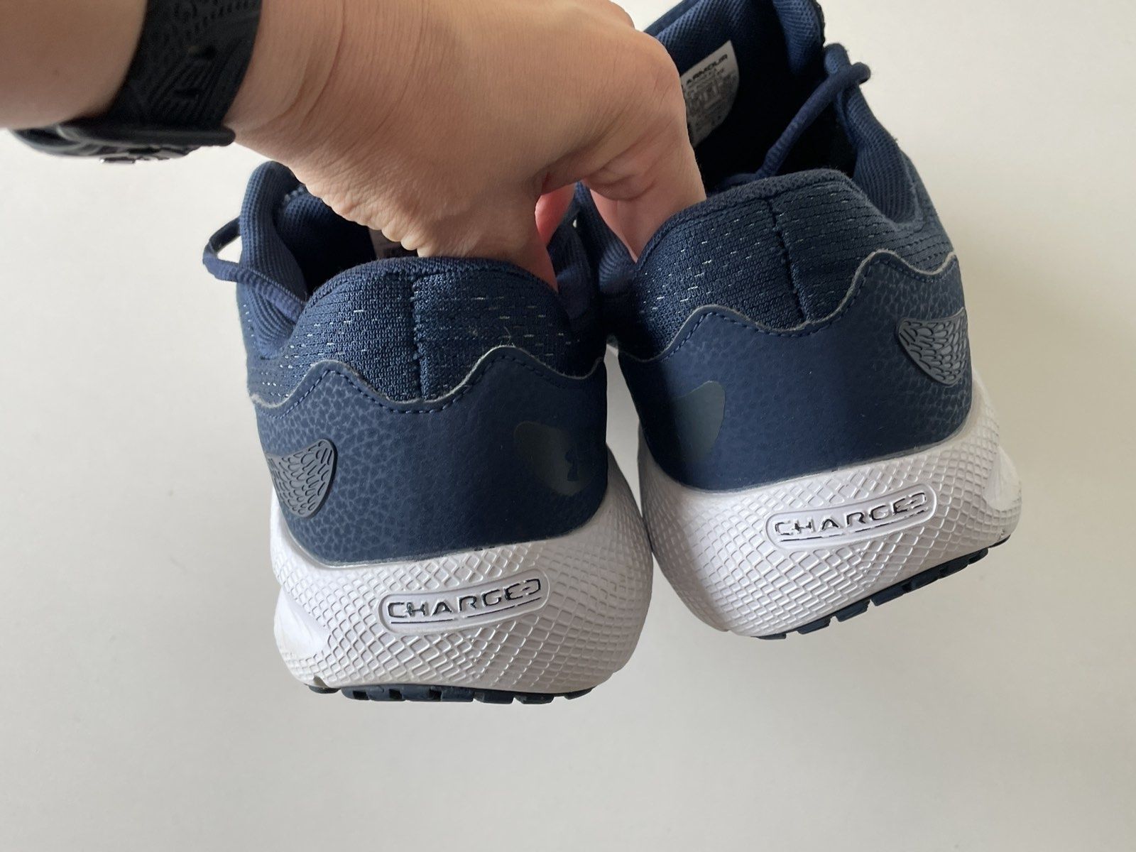 UNDER Armour CHARGED PURSUIT бігові чоловічі кросівки 47.5р оригінал