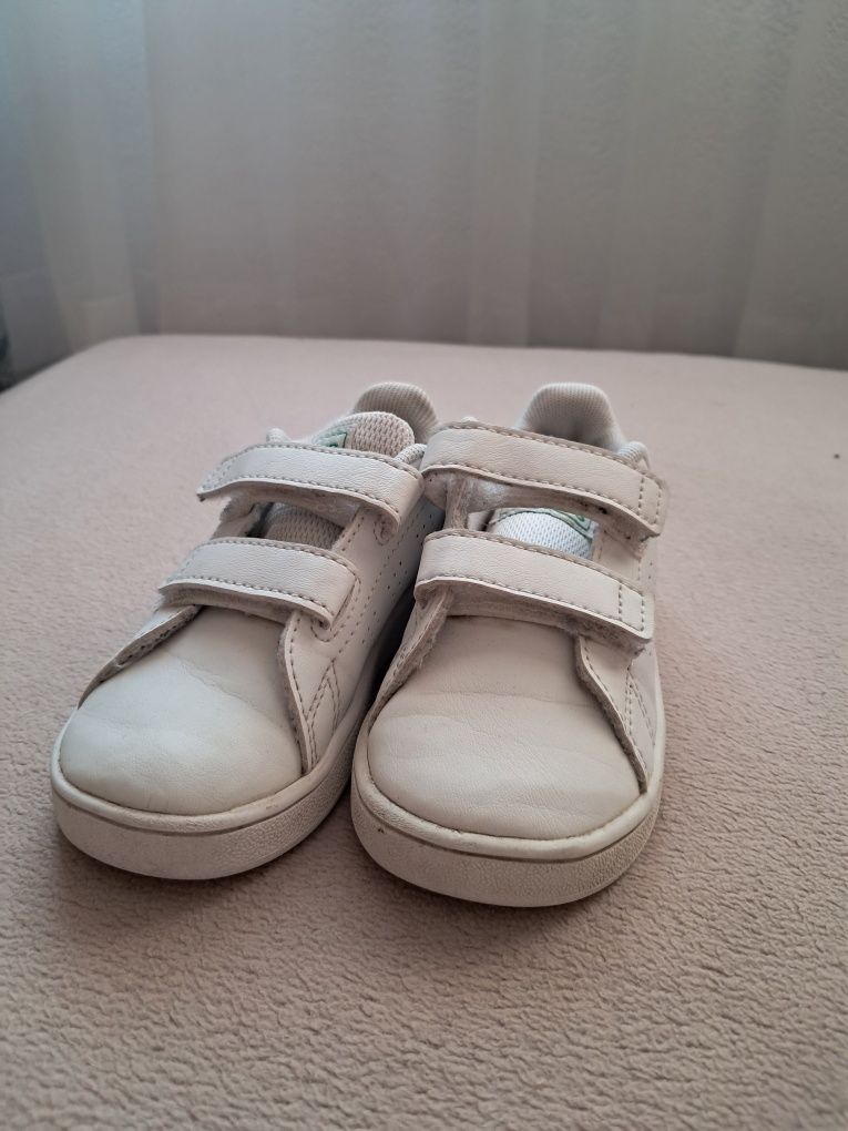 Adidasy dziecięce rozmiar 23