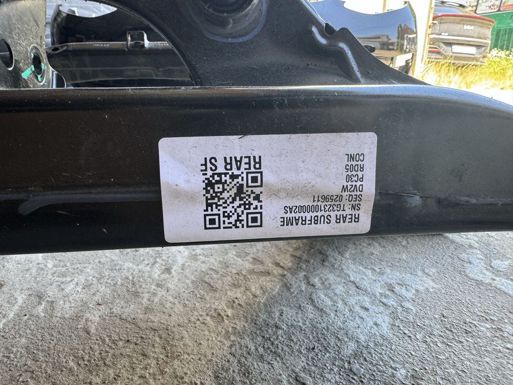 Підрамник задній Tesla model 3/Y