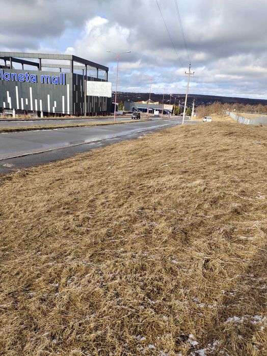 Продам Ділянку під бізнес на Олексіївці (супермаркет МЕТРО)