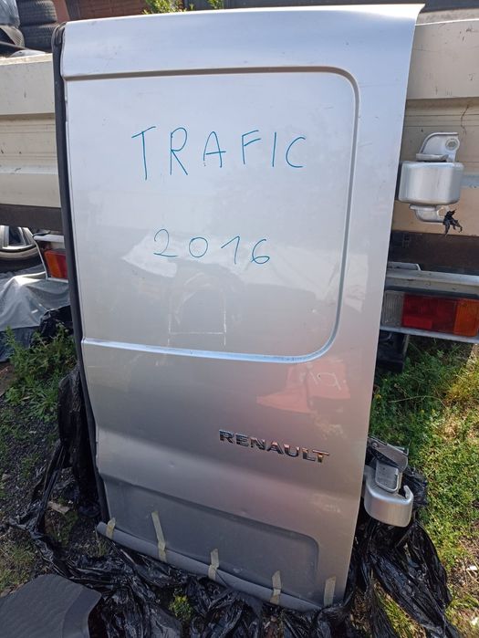 Drzwi tylne prawe, skrzydło prawe Renault Trafic III 2016 - 2020