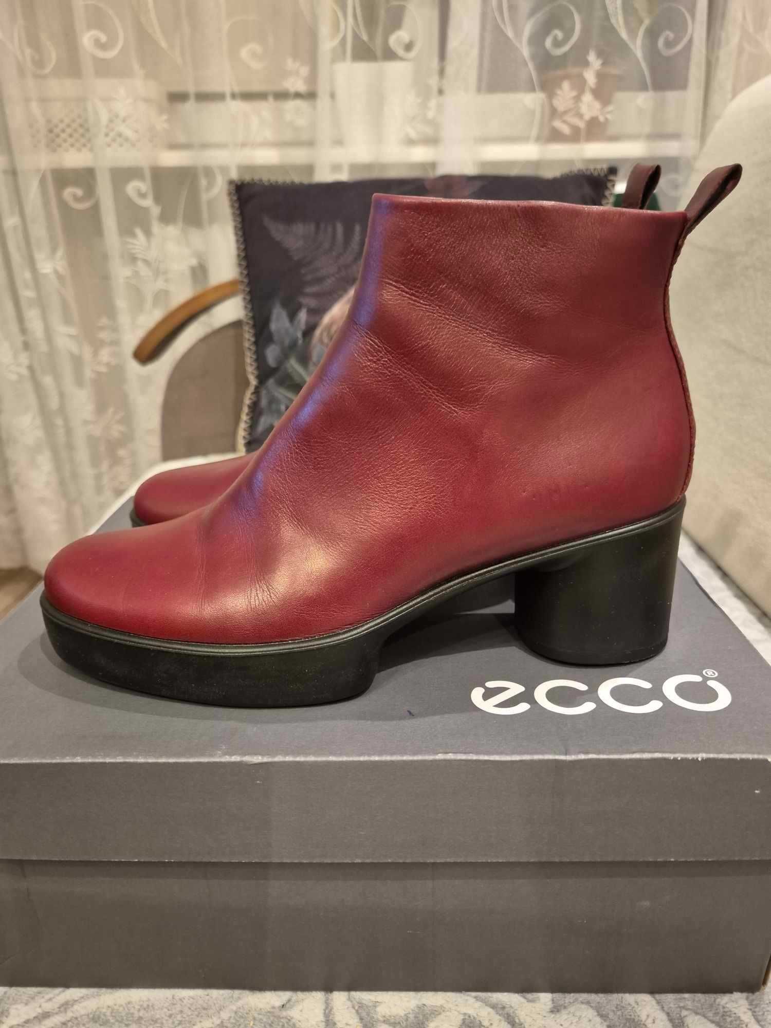 Ecco shape sculpted r. 38 idealne