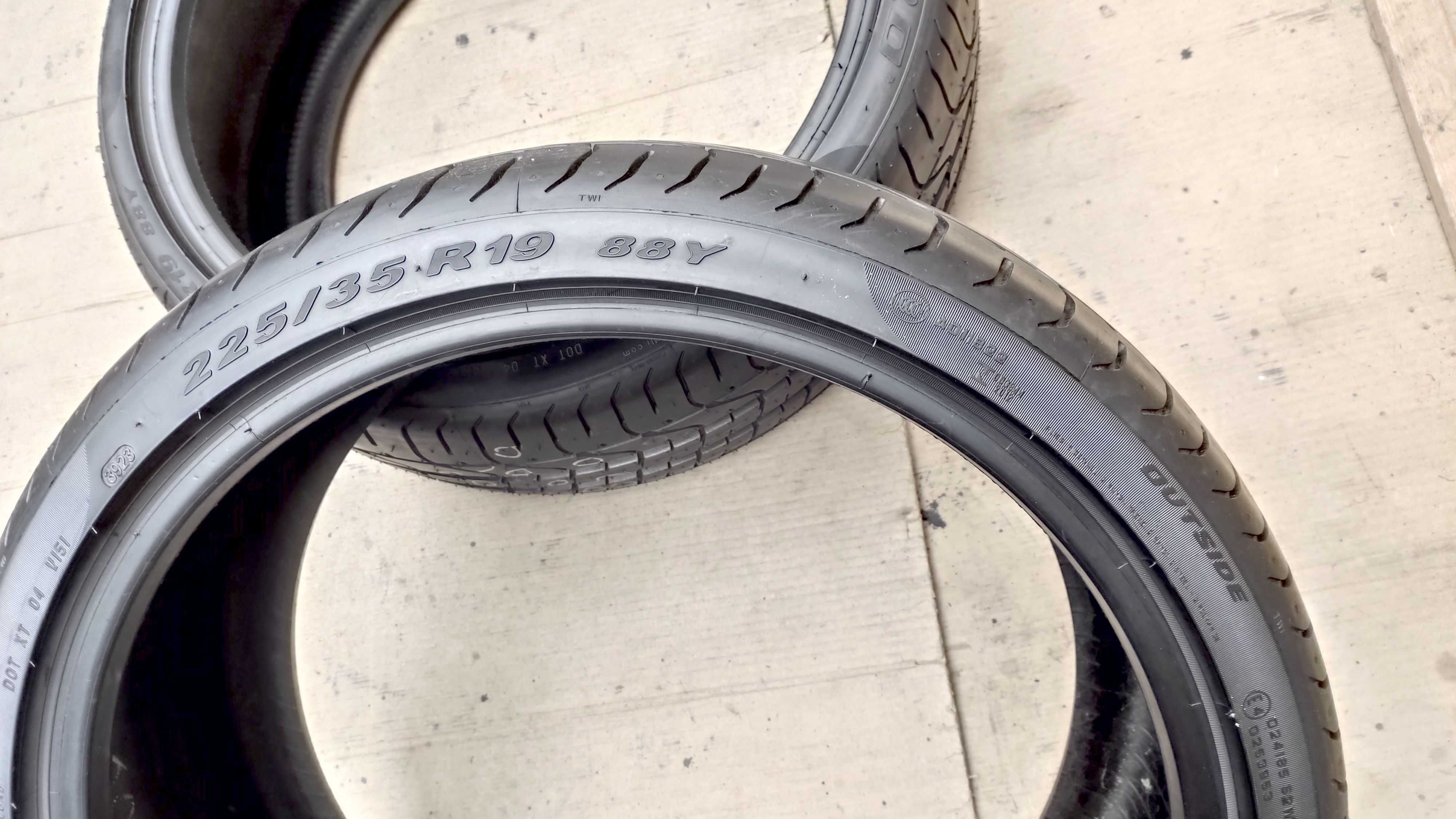 Шини 225/35R19 Pirelli. 99%. 2023р