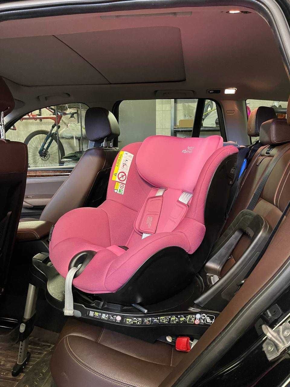 Автокрісло Britax Romer Dualfix i-Size Wine Rose (0-4 років)