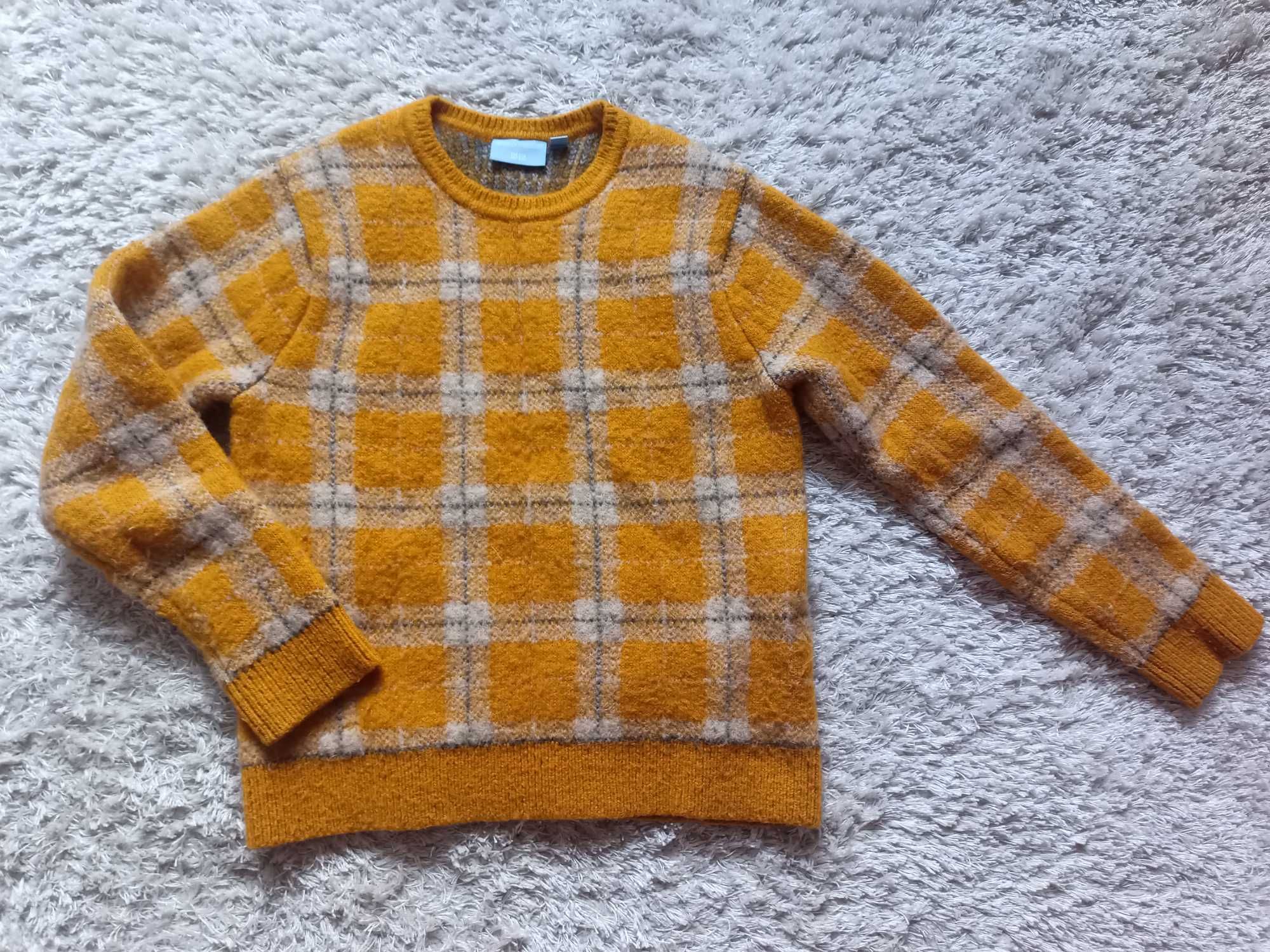 Uniqlo свитер детский с альпакой на 9-10 лет