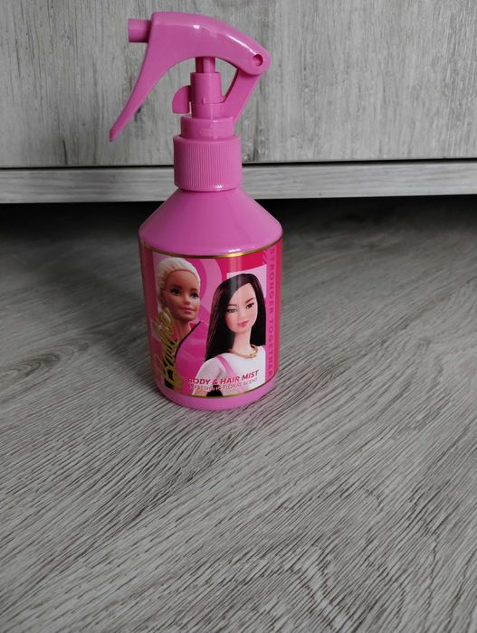 mgełka do ciała i włosów Barbie