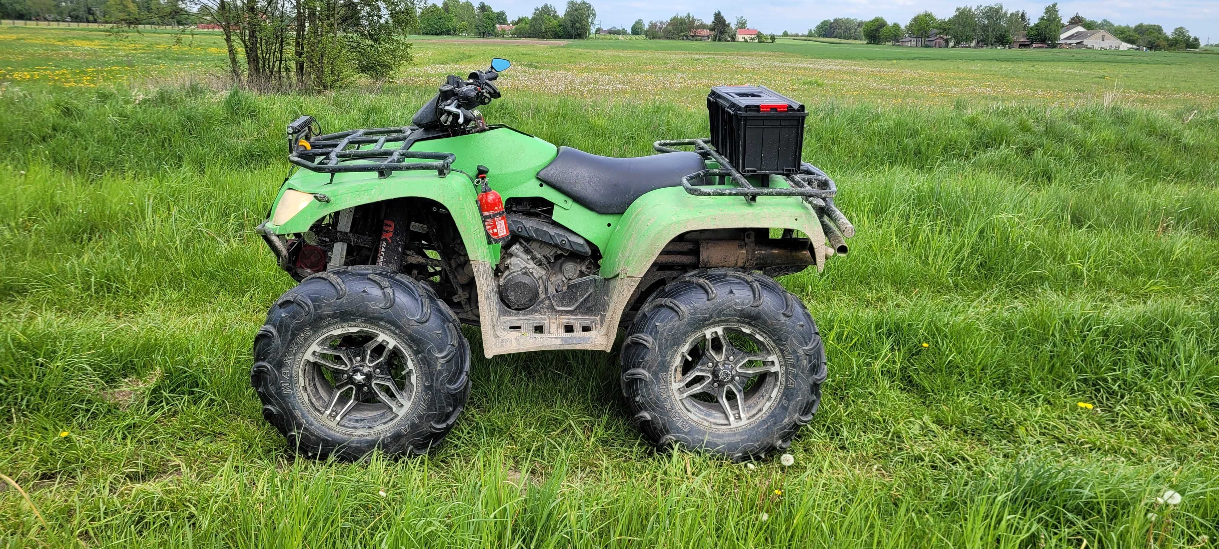 Quad Arctic Cat 650 v2 2x4 + 4x4