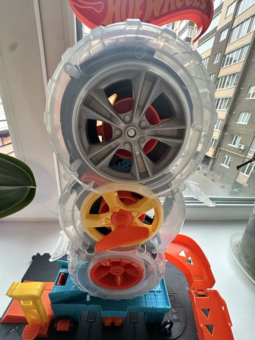 Трек хот вилс. Шиномонтаж