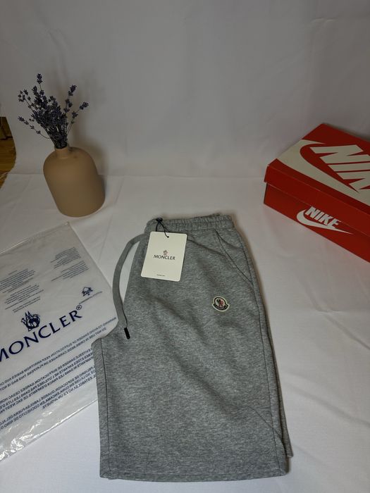 Топ! Шорти MONCLER