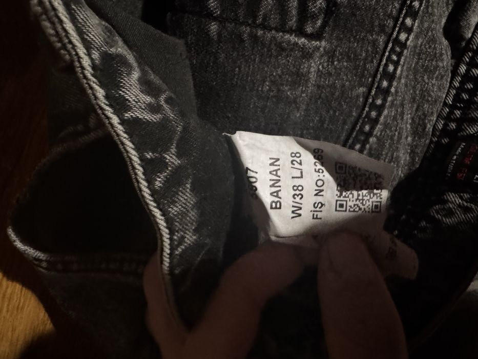 Чоловічі джинси сірі банани