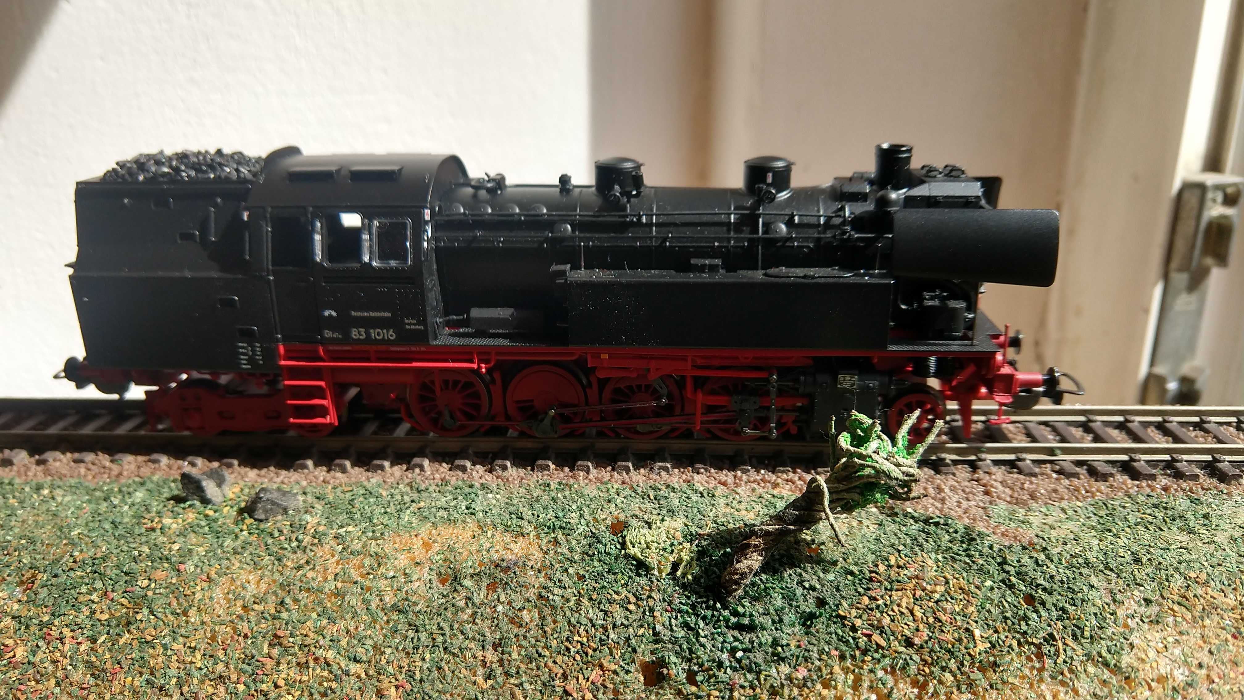 Parowóz BR 83  PIKO "H0"