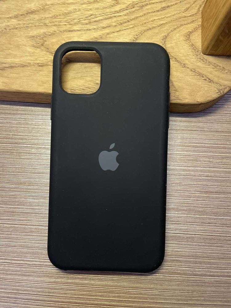 Чохли Iphone 11