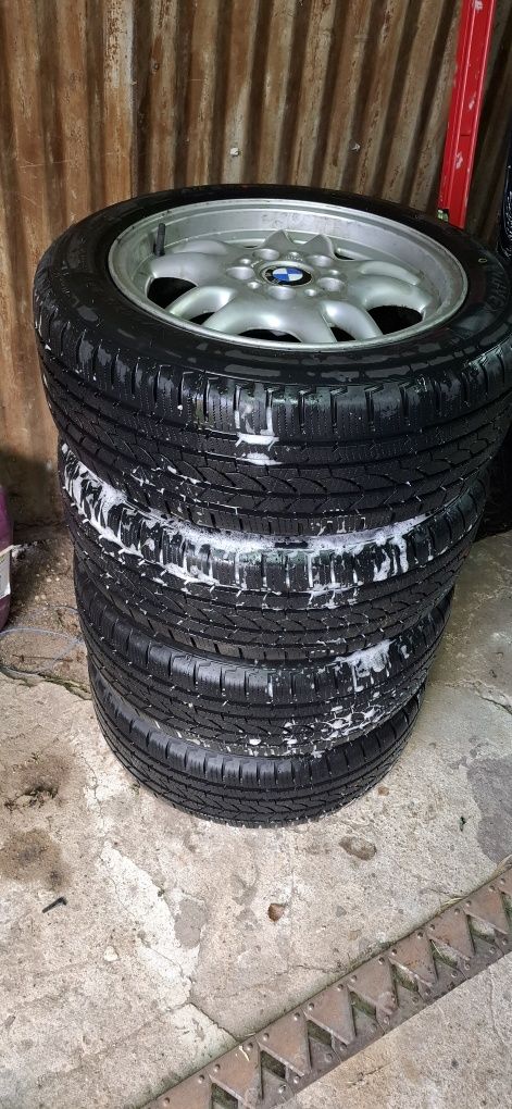 Opony całoroczne 205/55R16