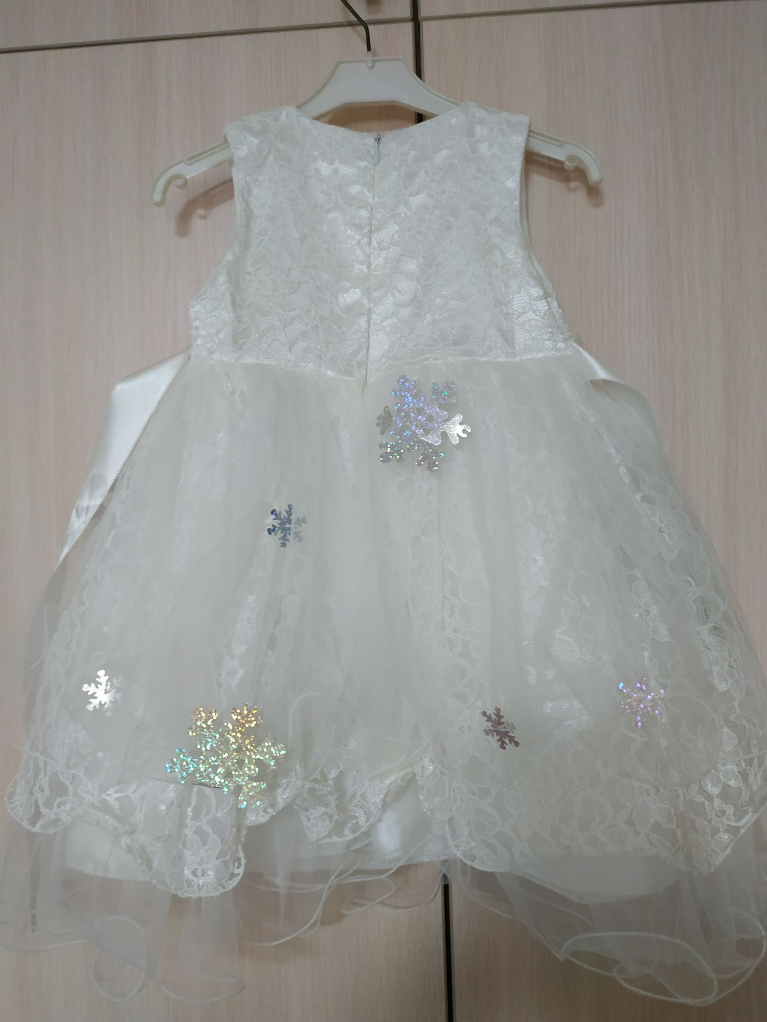 Платье снежинки в ясли, нарядное на новый год