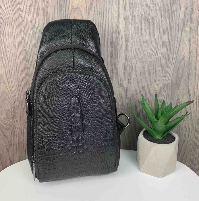 Мужская кожаная бананка сумка барсетка на грудь крокодил рептилия 2в1