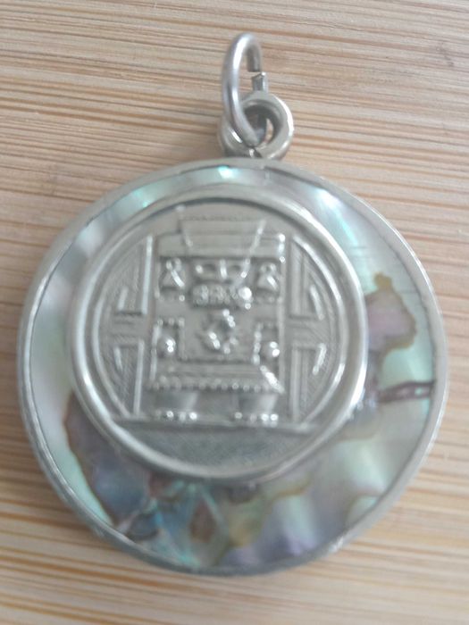 Wisiorek meksykański srebro próby 800, muszla abalon