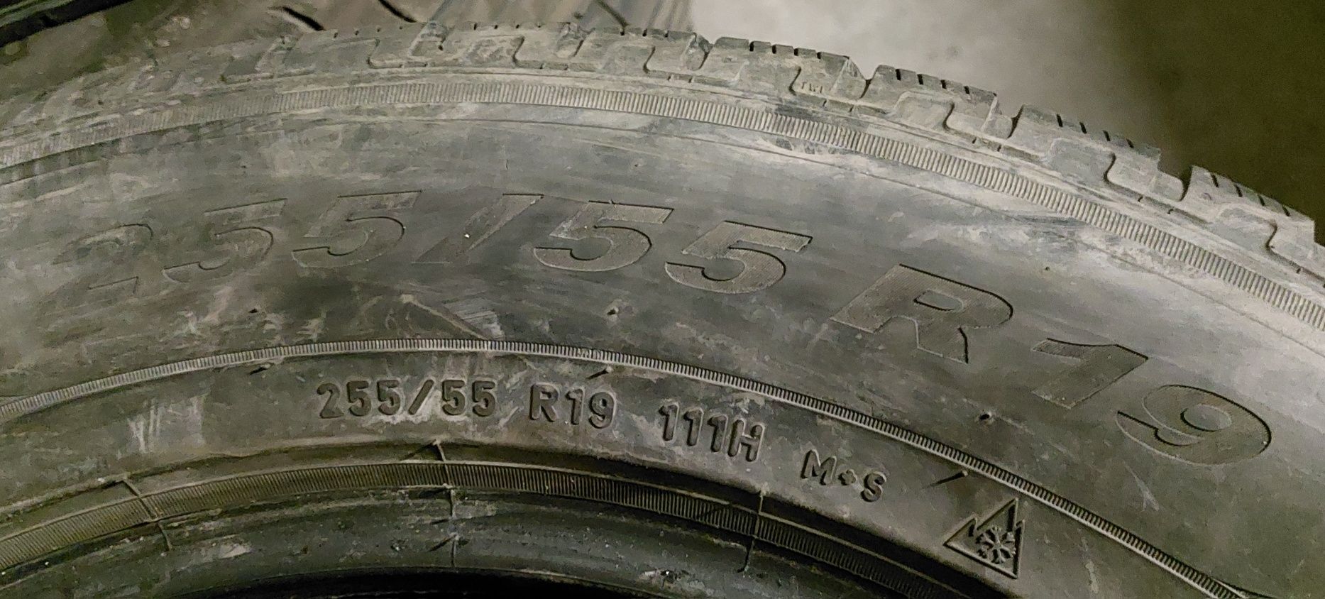 Opony zimowe 255/55R19 111H Pirelli Scorpion Winter AO