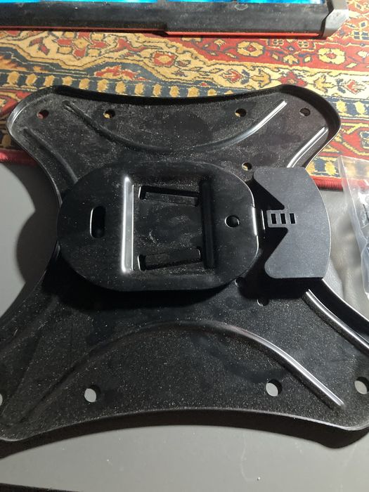 Uchwyt do telewizora scienny od 24 do 37 cali nowy