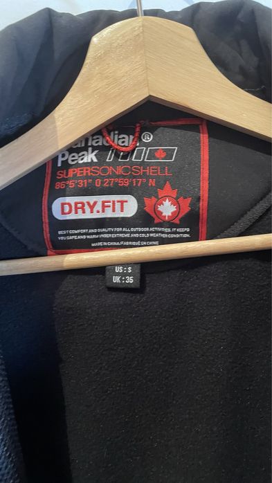 Casaco de mota preto de marca