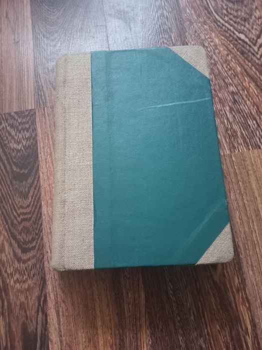 Stary podręcznik do fizyki PRL Ciekawostka