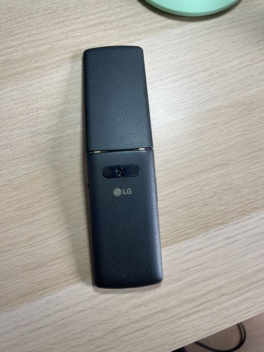 Telefon komórkowy LG wine smart