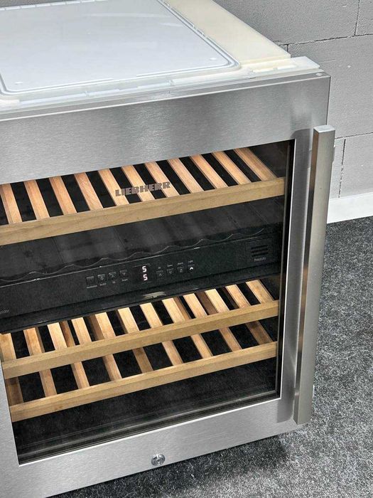 Шафа для вина Liebherr UWTes 1672