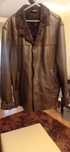 Casaco de homem em pele marca Guess NR 52
