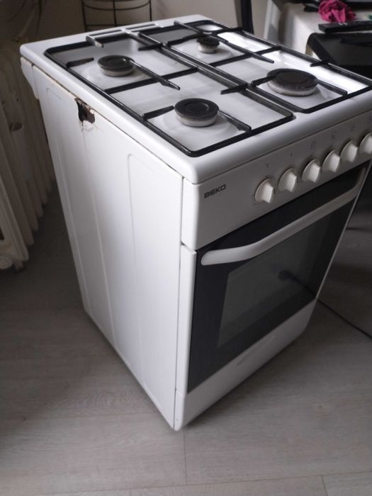 Kuchenka gazowo-elektryczna Beko