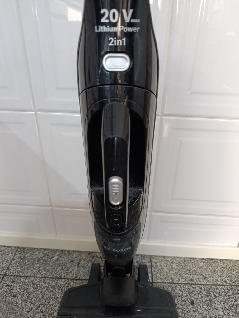 Aspirador vertical Bosch serie 2