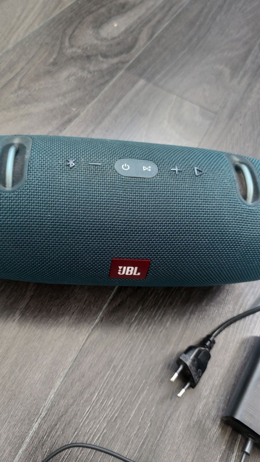 Sprzedam JBL extreme 2 w kolorze niebieskim