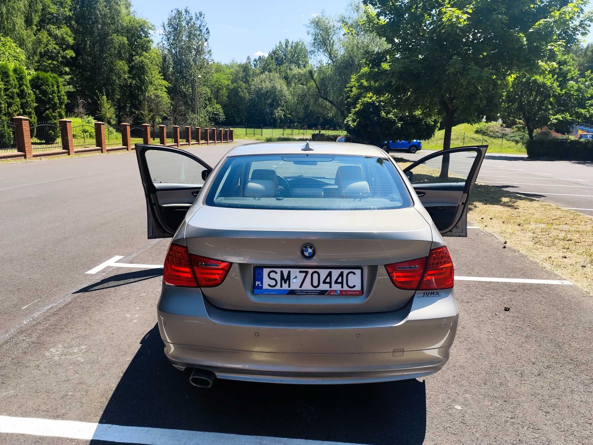 BMW E90 318d sedan facelift 2008
