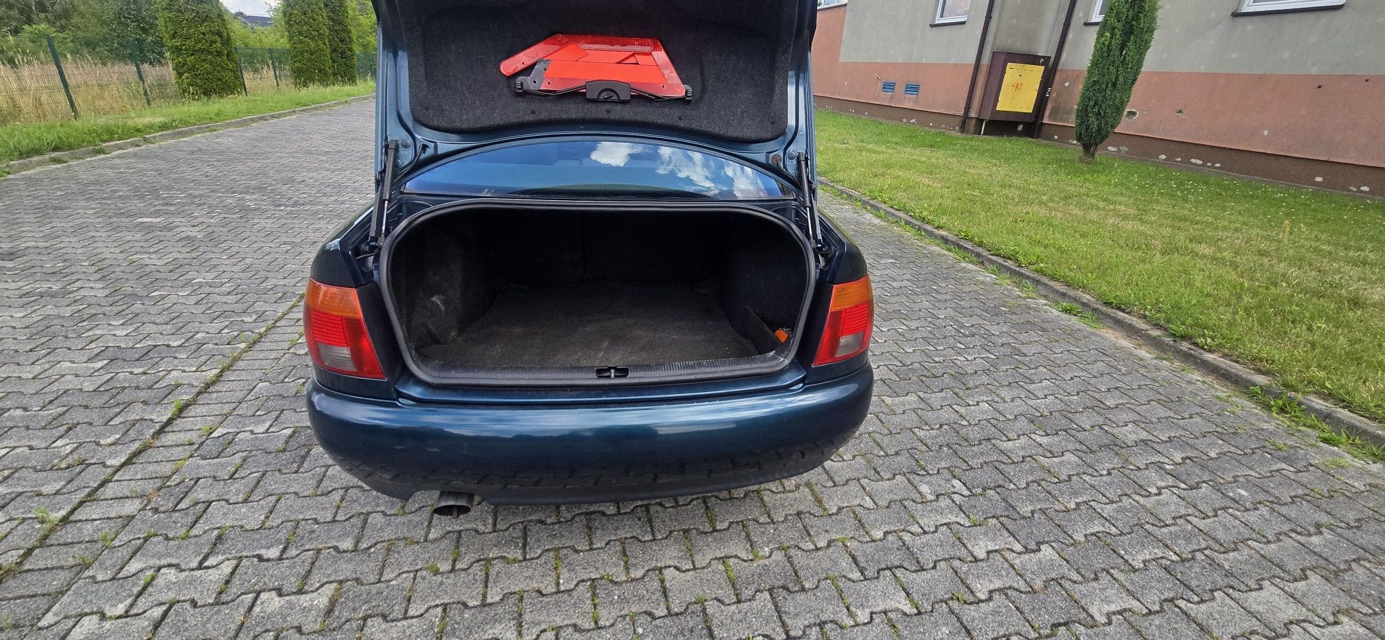 Audi a4 b5 opłacony, sprawna klima okazja!!!